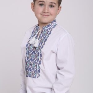 "Школяр" вишиванка для хлопчика з синім орнаментом