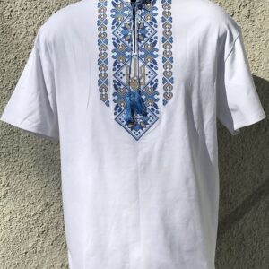 Чоловіча футболка вишиванка "Тризуб" у білому кольорі з синім орнаментом