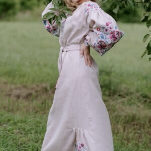 "Петриківка" жіноча сукня-вишиванка у підлогу в пудровому кольорі