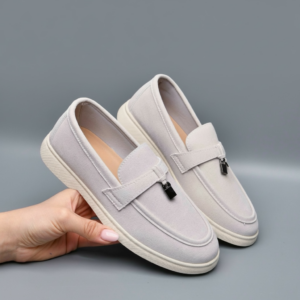 ЖІНОЧІ ЛОФЕРИ