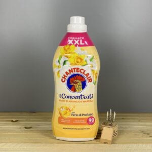 Парфюмований ополіскувач для білизни Chanteclair Concentrati Fiori Di Arancio E Nariso - 1.8 л. 90 циклів прання.