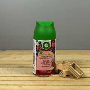 Змінний балон Air Wick Freshmatic Лісові ягоди - 250 мл.